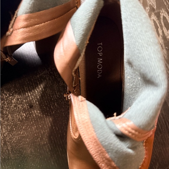 TOP Moda Tan Heeled Boots - Picture 7 of 8